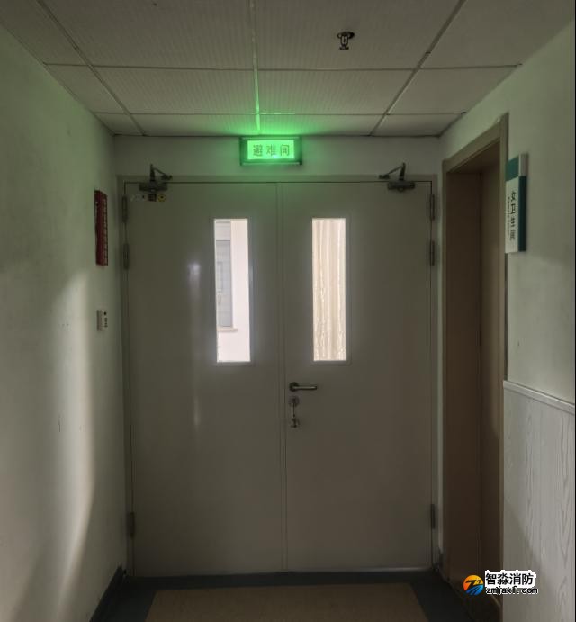 避難層、避難間未設置明顯指示標識